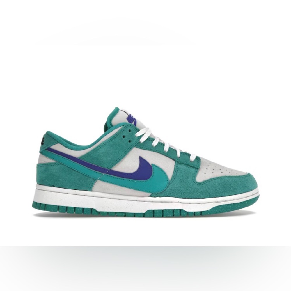 Nike Dunk Low SE 85